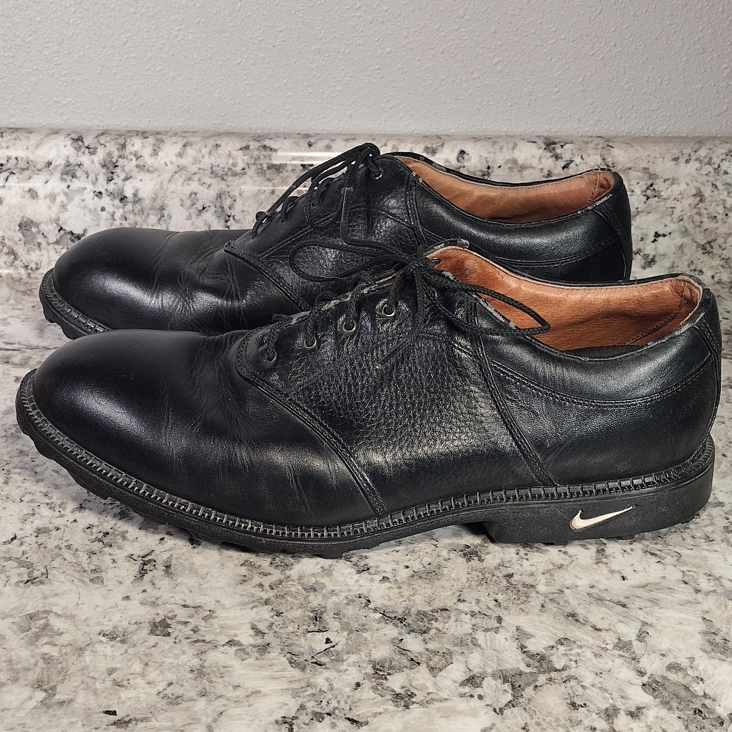 Nike Air Mens Kempshall Last 991012 PA2 Black Leather Golf Shoes Cleats Sz 10 (Pre Owned)