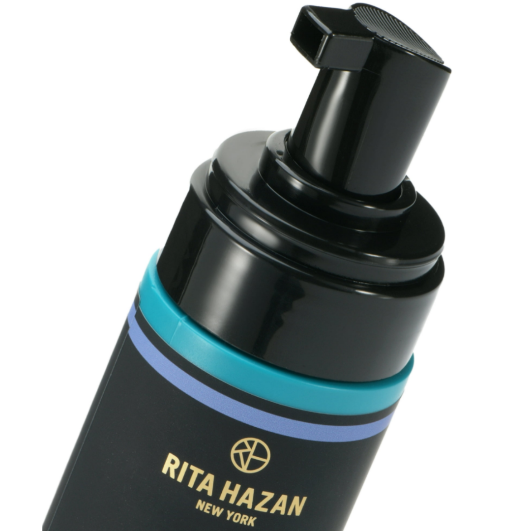 Rita Hazan

Rita Hazan Ultimate True Color Shine Hair Gloss,

Clear, 3.4 oz.