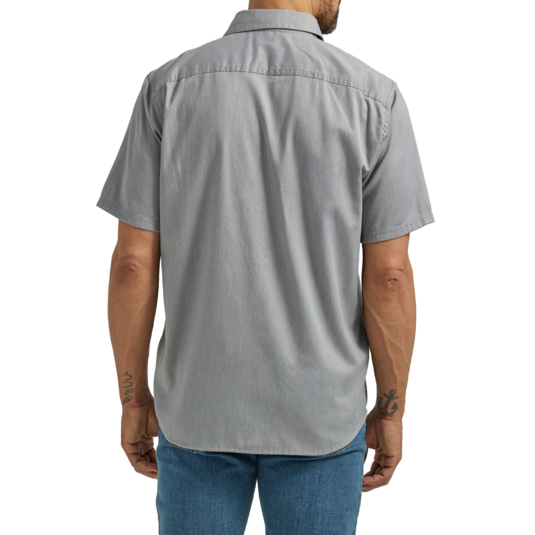 Wrangler Men's Short Sleeve Woven Shirt Sharkskin Heather