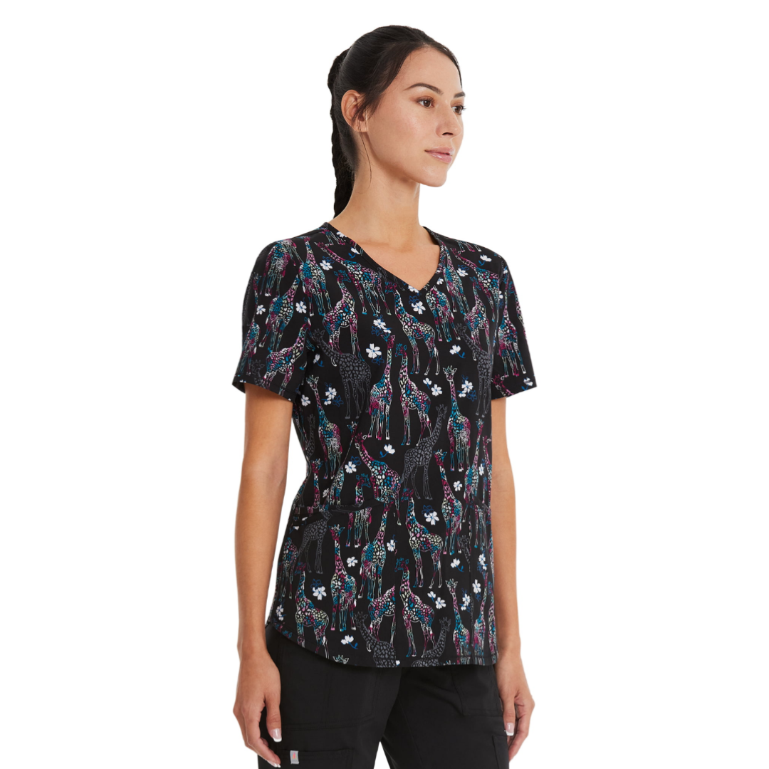 Scrub Star Women's Gentle Giraffe Scrub Top