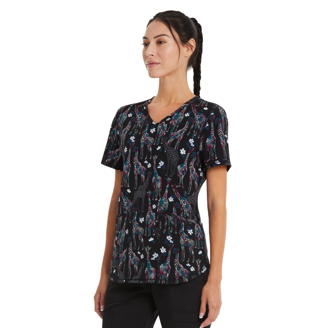 Scrub Star Women's Gentle Giraffe Scrub Top