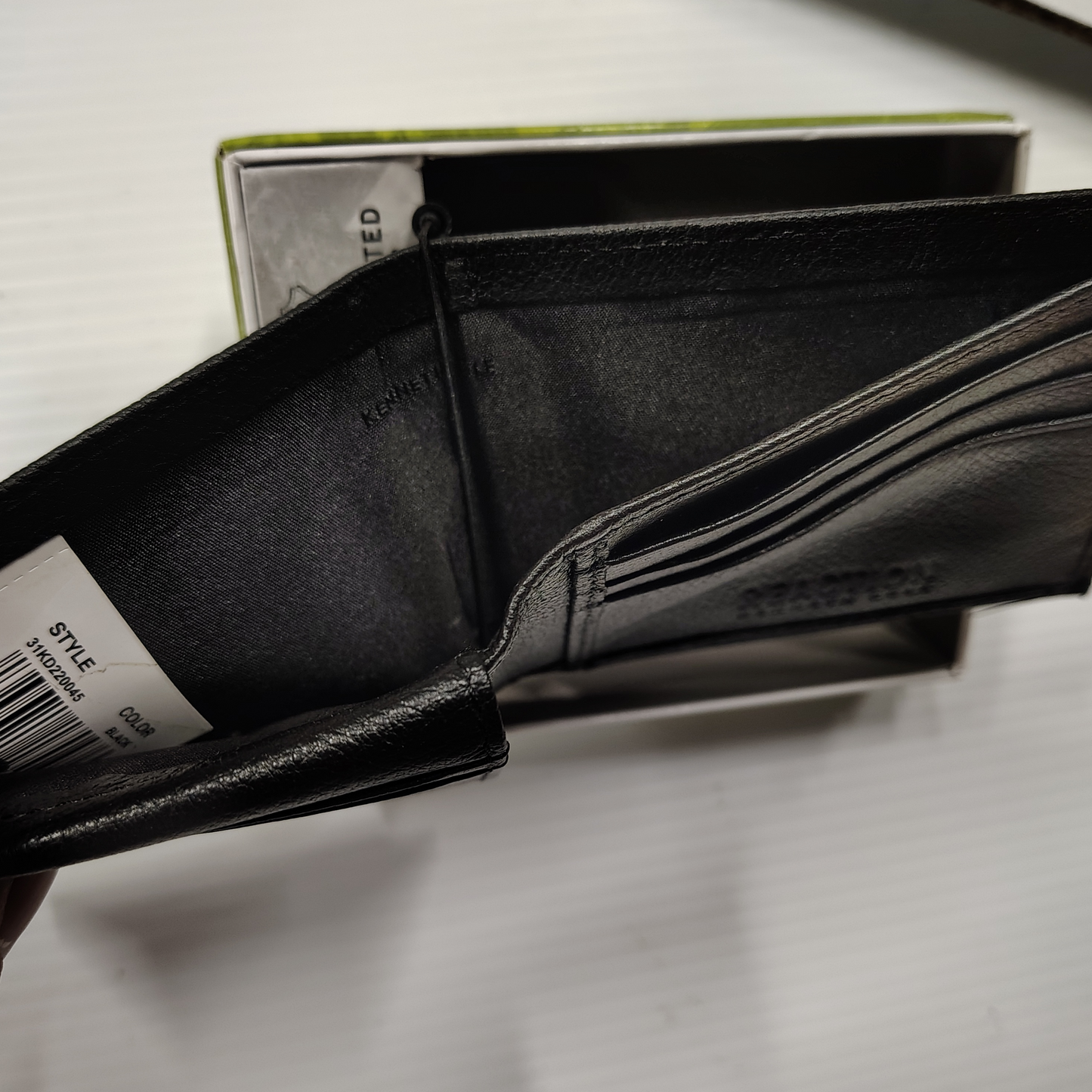 Man’s Black Leather Wallet By Kenneth Cole Reaction Hand Crafted Leather